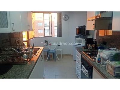 Apartamento de 3 alcobas en venta en Bella Suiza, Bogotá, 147 m² · foto 4 de 20