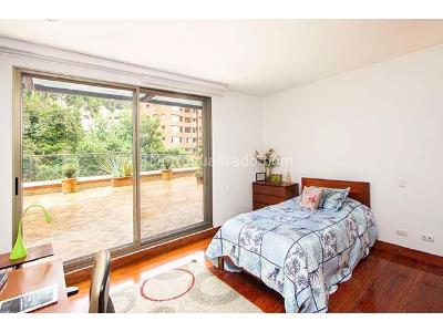Apartamento de 3 alcobas en venta en Sierras Del Moral, Bogotá, 268 m² · foto 15 de 17