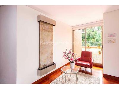 Apartamento de 3 alcobas en venta en Sierras Del Moral, Bogotá, 268 m² · foto 5 de 17