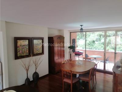 Apartamento de 3 alcobas en venta en Bella Suiza, Bogotá, 222 m² · foto 14 de 20