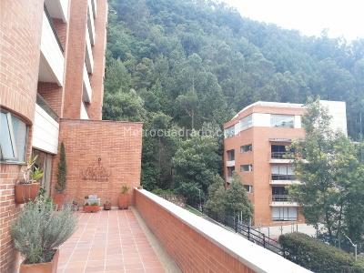Apartamento de 3 alcobas en venta en Bella Suiza, Bogotá, 222 m² · foto 16 de 20