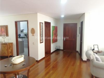 Apartamento de 3 alcobas en venta en Bella Suiza, Bogotá, 222 m² · foto 19 de 20