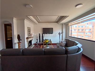 Apartamento de 4 alcobas en venta en Santa Barbara, Bogotá, 324 m² · foto 3 de 20