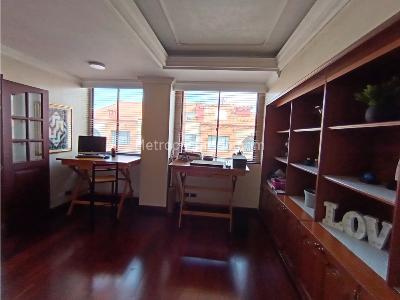 Apartamento de 4 alcobas en venta en Santa Barbara, Bogotá, 324 m² · foto 10 de 20