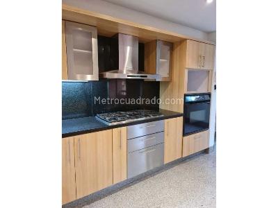 Apartamento de 3 alcobas en venta en Usaquen, Bogotá, 191 m² · foto 6 de 17