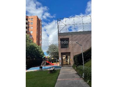 Apartamento de 3 alcobas en venta en Bella Suiza, Bogotá, 160 m² · foto 16 de 17