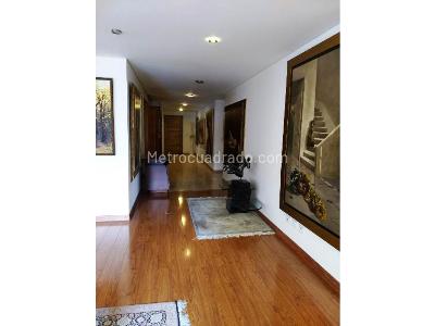 Apartamento en venta en La Carolina, Bogotá · foto 3 de 20