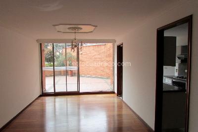 Apartamento en venta en Bella Suiza Alta, Bogotá · foto 2 de 17