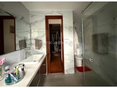 Apartamento de 3 alcobas en venta en Bosque Medina, Bogotá, 213 m² · foto 12 de 18
