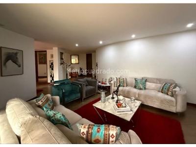 Apartamento de 3 alcobas en venta en Bosque Medina, Bogotá, 213 m² · foto 2 de 18