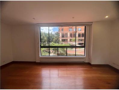 Apartamento en venta en Santa Barbara Alta, Bogotá · foto 10 de 16