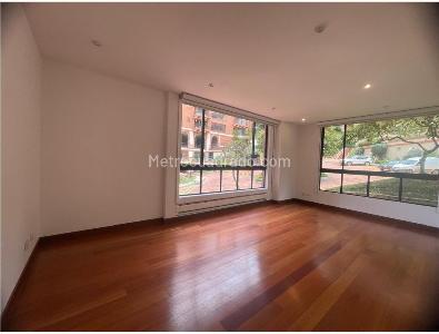 Apartamento en venta en Santa Barbara Alta, Bogotá · foto 2 de 16