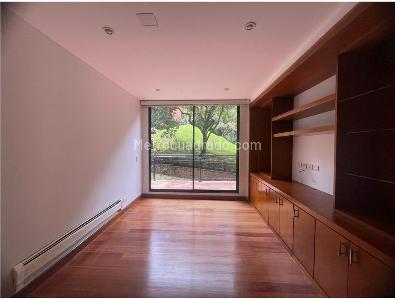 Apartamento en venta en Santa Barbara Alta, Bogotá · foto 3 de 16