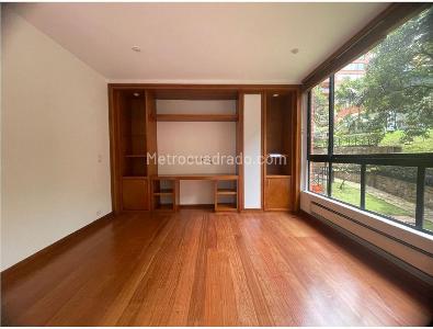 Apartamento en venta en Santa Barbara Alta, Bogotá · foto 7 de 16