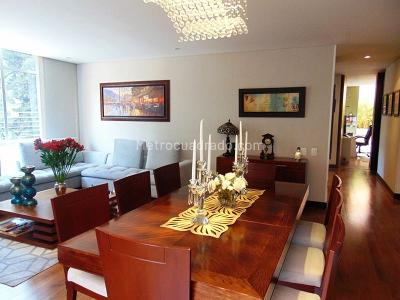 Apartamento en venta en Chico Navarra, Bogotá · foto 7 de 16