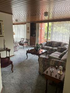 Apartamento de 3 alcobas en venta en Chico Parque De La 93, Bogotá, 170 m² · foto 2 de 16