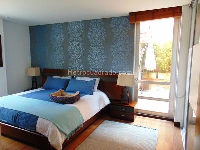 Apartamento de 3 alcobas en venta en Chico Navarra Chico, Bogotá, 124 m² · foto 4 de 12
