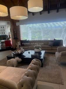 Casa de 4 alcobas en venta en Guaymaral, Chía, 360 m² · foto 3 de 14