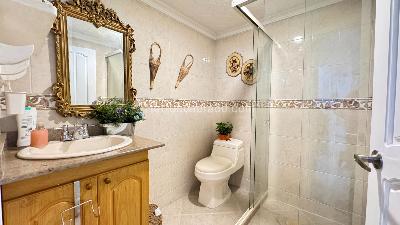 Apartamento de 4 alcobas en venta en Laureles, Medellín, 205 m² · foto 17 de 20