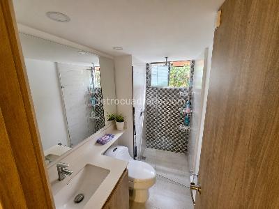 Apartamento de 3 alcobas en venta en Belen Loma De Los Bernal, Medellín, 152 m² · foto 10 de 20