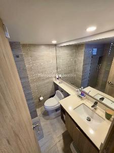 Apartamento de 3 alcobas en venta en Belen Loma De Los Bernal, Medellín, 152 m² · foto 11 de 20