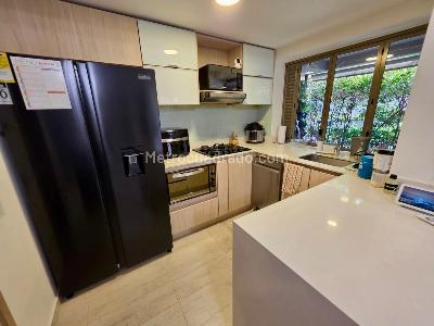 Apartamento de 3 alcobas en venta en Belen Loma De Los Bernal, Medellín, 152 m² · foto 7 de 20