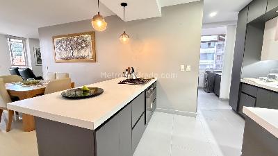 Apartamento de 4 alcobas en venta en Castropol, Medellín, 135 m² · foto 2 de 20