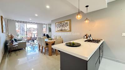 Apartamento de 4 alcobas en venta en Castropol, Medellín, 135 m² · foto 3 de 20