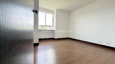 Apartamento de 3 alcobas en venta en El Poblado El Tesoro, Medellín, 98 m² · foto 14 de 19