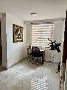Apartamento en venta en Loma De Los Bernal, Medellín · foto 7 de 17