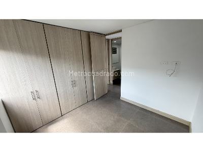 Apartamento de 2 alcobas en venta en Poblado Transversal Inferior El Castillo, Medellín, 90 m² · foto 11 de 20
