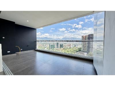 Apartamento de 2 alcobas en venta en Poblado Transversal Inferior El Castillo, Medellín, 90 m² · foto 3 de 20