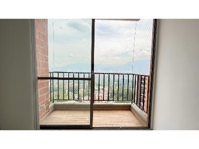 Apartamento de 3 alcobas en venta en Belen Rodeo Alto, Medellín, 67 m² · foto 5 de 18