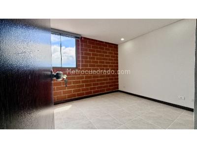 Apartamento de 3 alcobas en venta en Belen Rodeo Alto, Medellín, 67 m² · foto 14 de 18