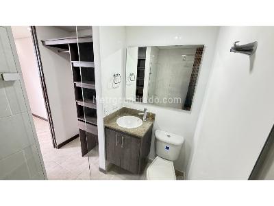 Apartamento de 3 alcobas en venta en Belen Rodeo Alto, Medellín, 67 m² · foto 17 de 18