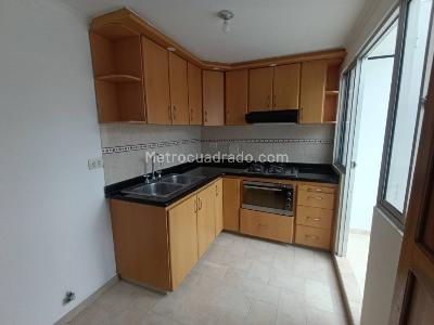 Casa de 4 alcobas en venta en San Marcel, Manizales, 65 m² · foto 4 de 14