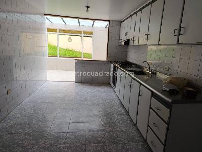 Casa en venta en Palermo, Manizales · foto 5 de 16
