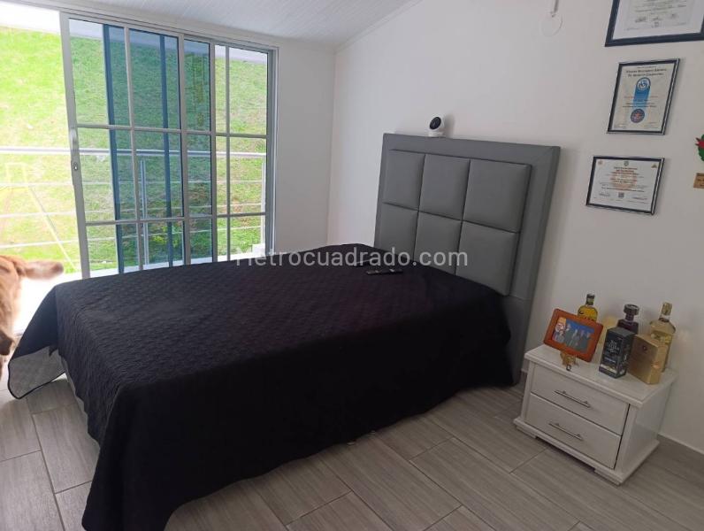 Casa en Venta, Chipre, Manizales - Widok 4
