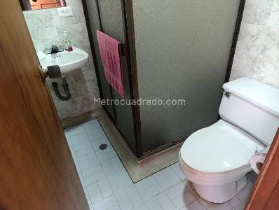 Casa en venta en La Francia, Manizales · foto 3 de 17