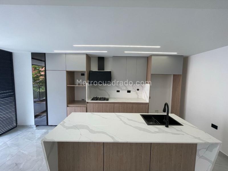 Piso – Medellín - Más