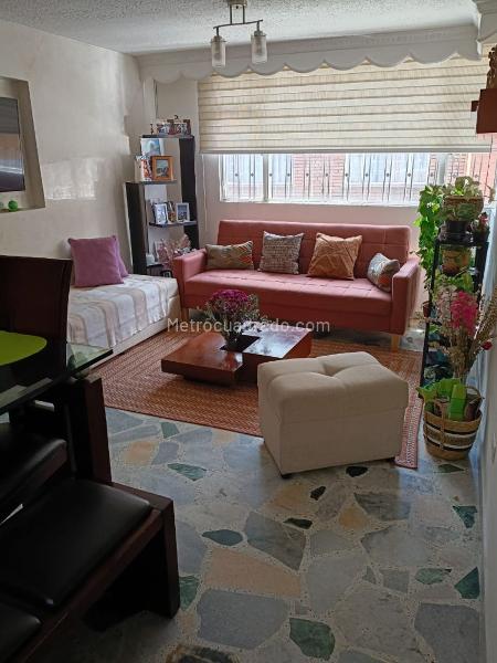Piso – Bogotá, Azafránes, Localidad Engativá - Vista 2