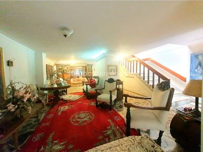 Casa de 4 alcobas en venta en Laureles Nogal, Medellín, 450 m² · foto 5 de 20