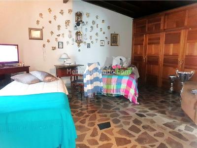 Casa de 4 alcobas en venta en Laureles Nogal, Medellín, 450 m² · foto 15 de 20