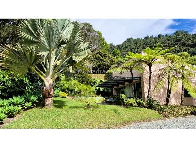 Casa de 4 alcobas en venta en Las Palmas, Medellín, 627 m² · foto 5 de 20
