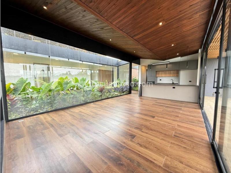 Casa – Envigado, Valle de Aburrá - Vista 5