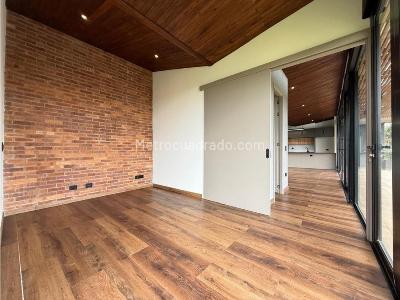 Casa de 3 alcobas en venta en Alto De Palmas, Medellín, 331 m² · foto 8 de 20