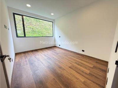 Casa de 3 alcobas en venta en Alto De Palmas, Medellín, 331 m² · foto 18 de 20