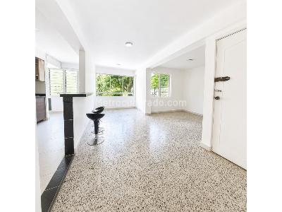 Apartamento de 3 alcobas en venta en Calasanz, Medellín, 97 m² · foto 4 de 16