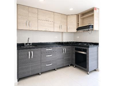 Apartamento de 3 alcobas en venta en Calasanz, Medellín, 97 m² · foto 6 de 16
