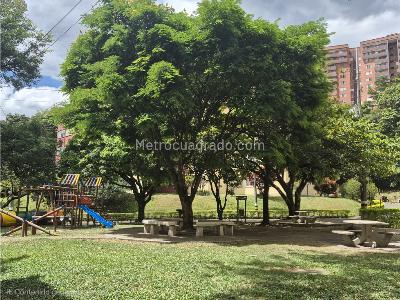 Apartamento de 3 alcobas en venta en Calasanz, Medellín, 97 m² · foto 15 de 16